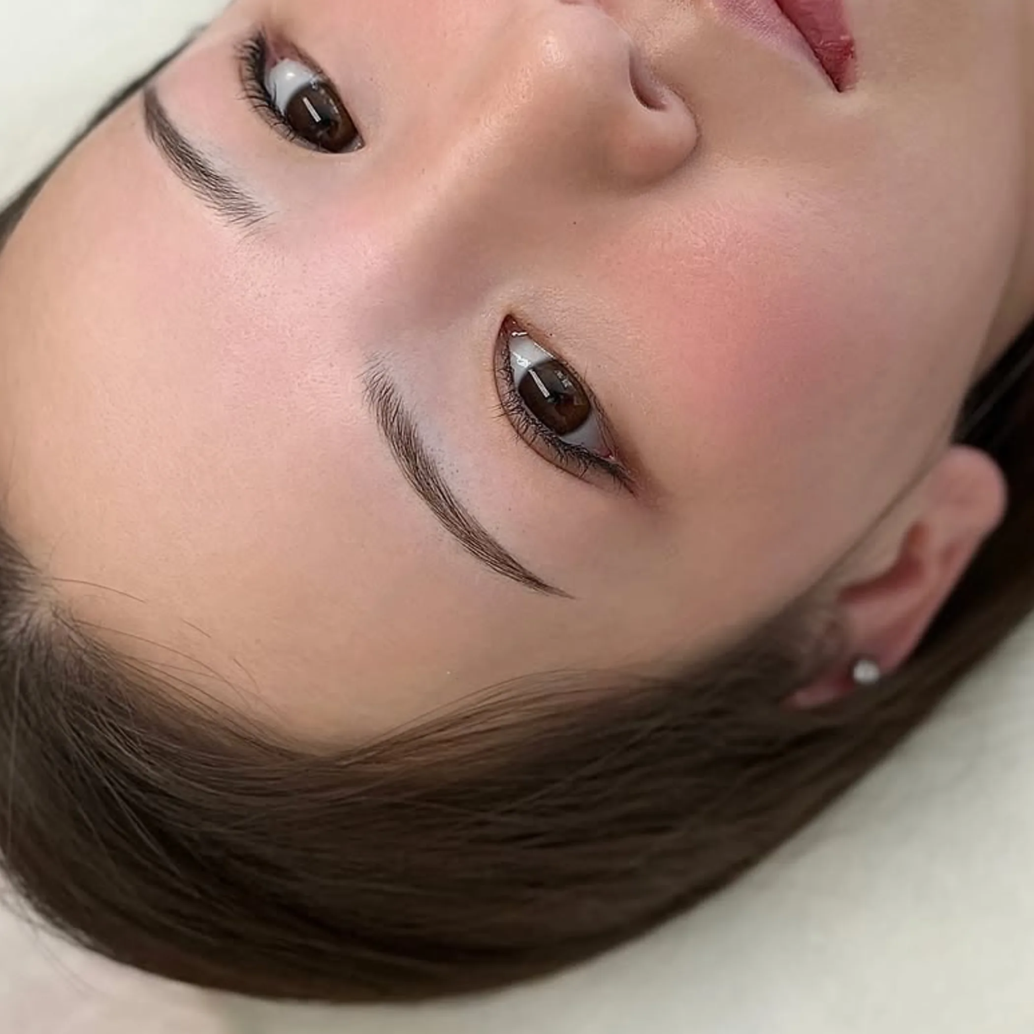natural-looking microbladed eyebrows close-up
