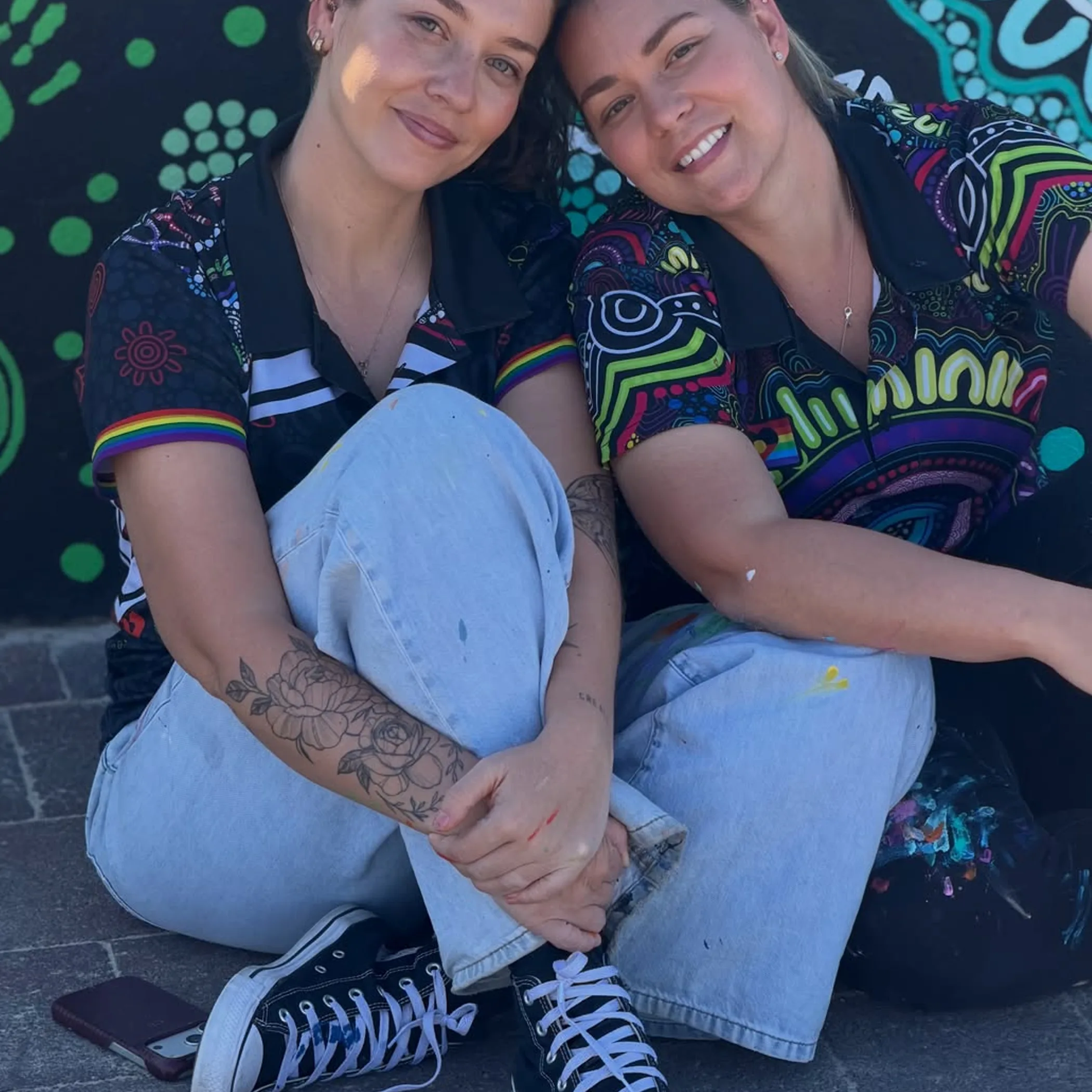 aboriginal artists creating culture-themed mural art